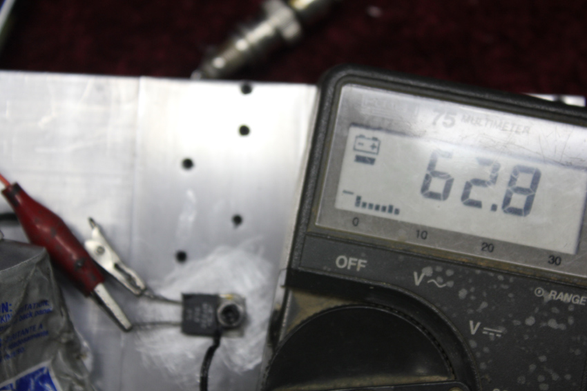 dielectric compound on heatsink measurement