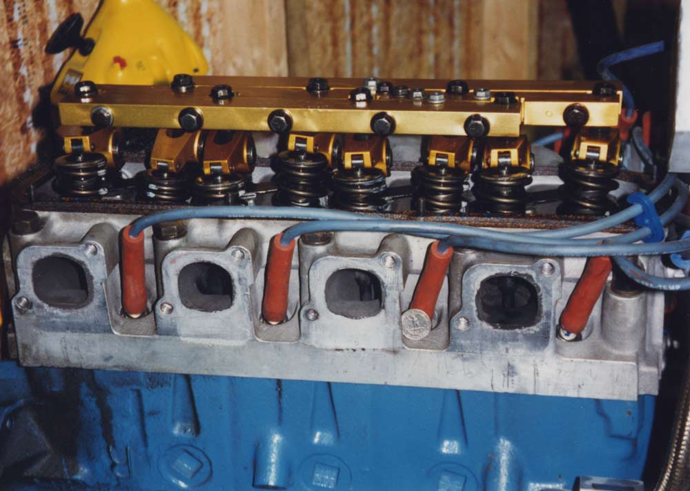 C3 heads with titanium valves